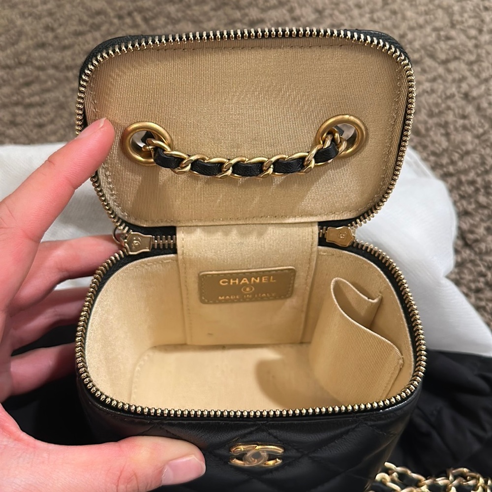 pearl crush channel VANITY BAG - Picture 4 of 4